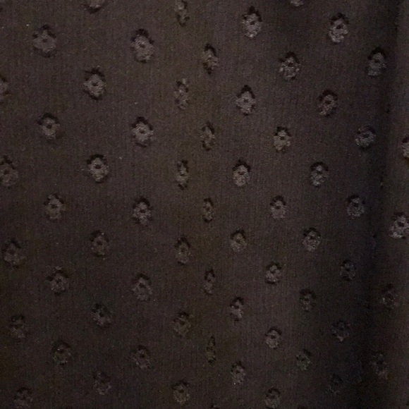 3/$25 Women’s knit tank with sheer jacket - Picture 2 of 6